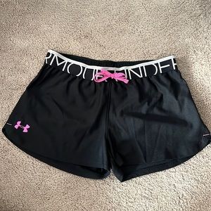 Under Armour athletic shorts size youth large
